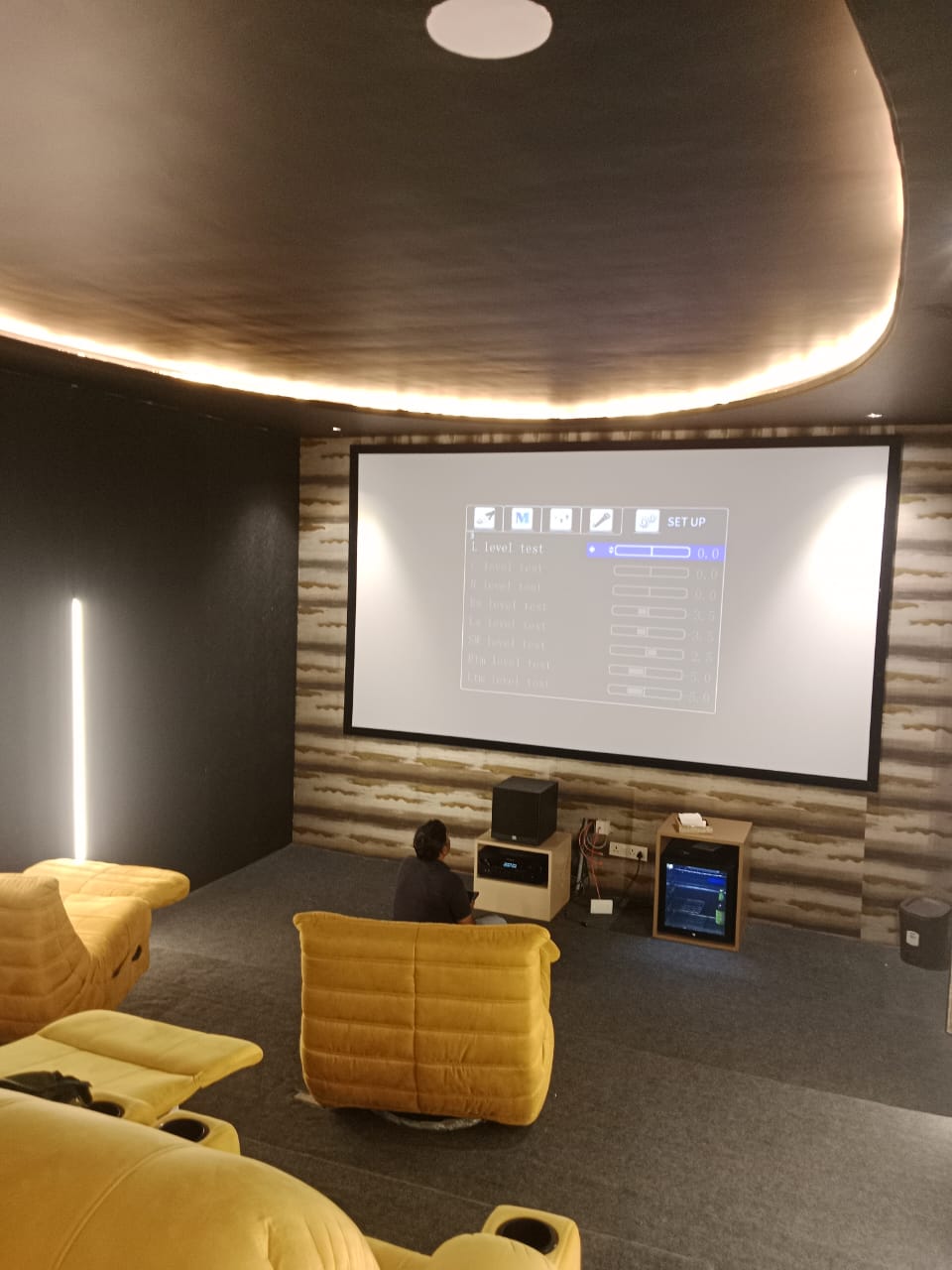 Home cinema system calibration in progress
